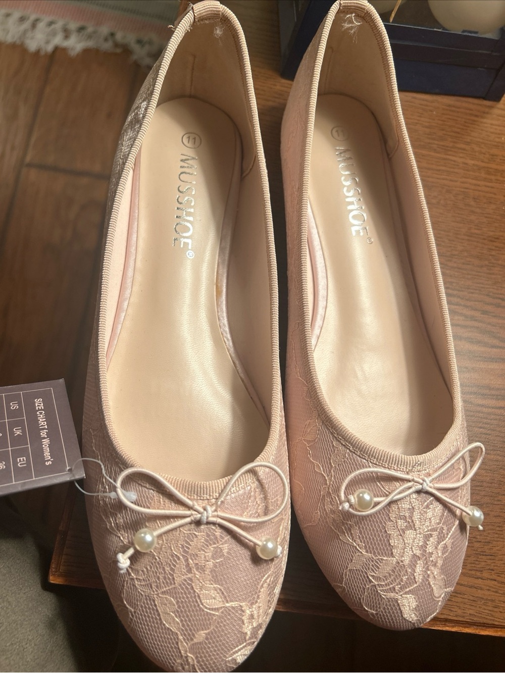 New Musshoe Women’s 11 Blush Pink Ballet Flats with Lace Overlay & Pearl Bow